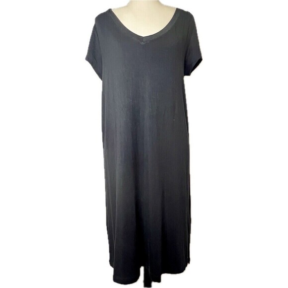Tahari Midi Dress Short Sleeve Black V-Neck Stretchy Minimalist Size S - Picture 1 of 7